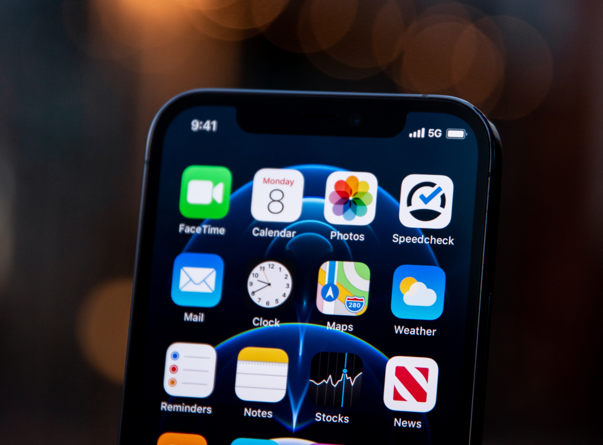 香洲苹果手机维修分享为什么 iPhone 12 在冬季会自动关机 