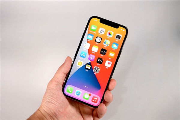 香洲苹果手机维修分享iOS 14.2修订版已到，专属iPhone 12系列 